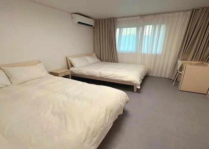 Appartement New Jins House - 5mins To Myeongdong Station, 3 Rooms, Big Living *