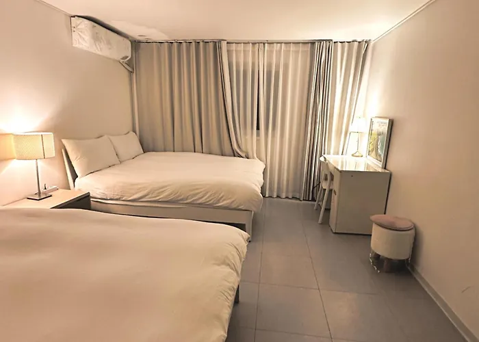 Appartement New Jins House - 5mins To Myeongdong Station, 3 Rooms, Big Living *